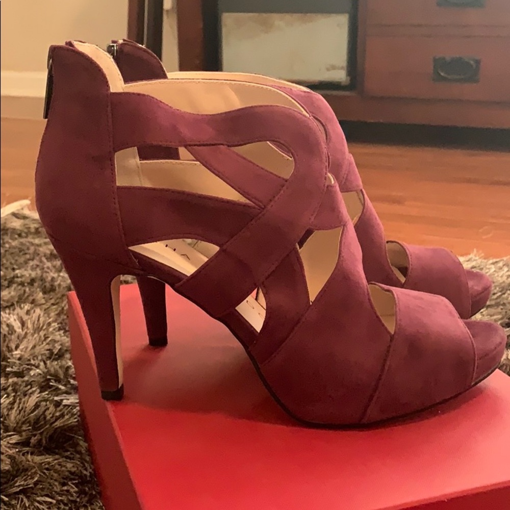 New Sacha London stiletto jade suede